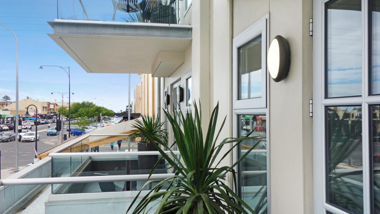 Semaphore Splash Apartments Port Adelaide Dış mekan fotoğraf
