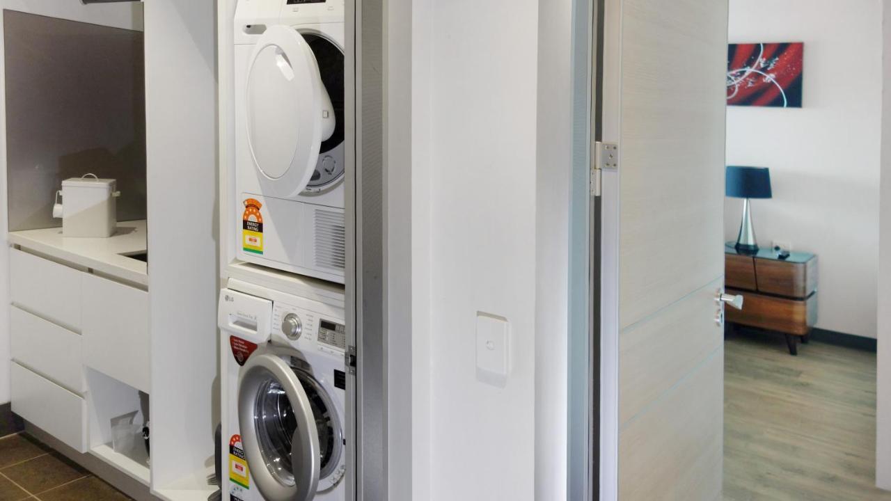 Semaphore Splash Apartments Port Adelaide Dış mekan fotoğraf